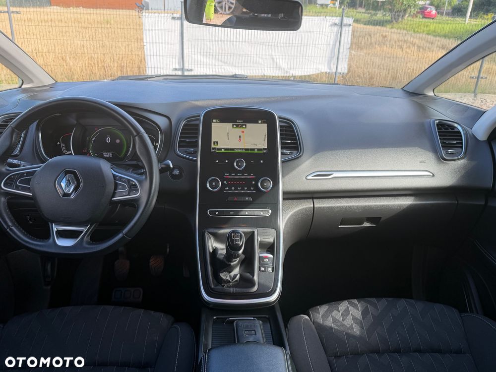 Renault Grand Scenic - 28