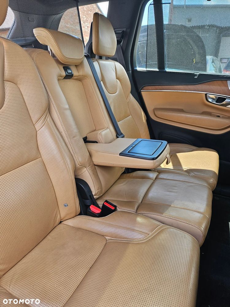 Volvo XC 90 D5 AWD Inscription 7os - 11