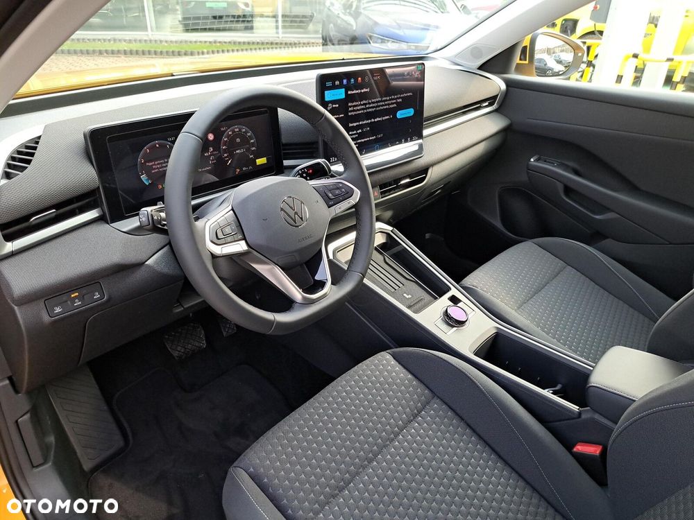 Volkswagen T-Roc - 15