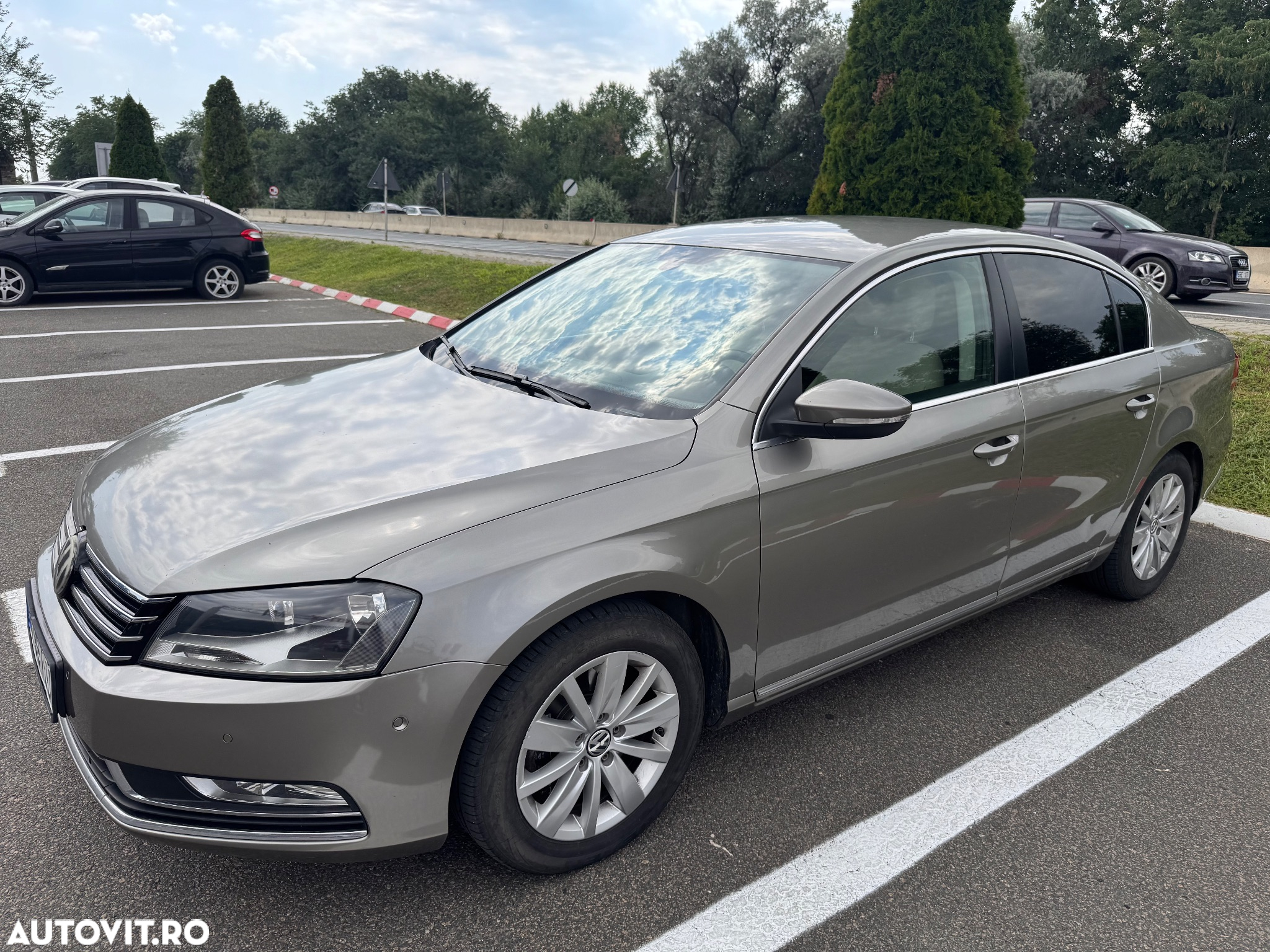 Volkswagen Passat 2.0 Blue TDI DSG SCR Comfortline - 3