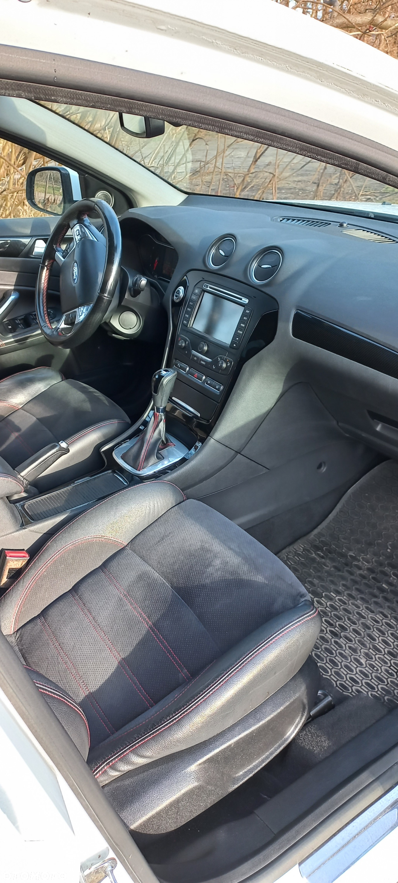 Ford Mondeo 2.0 TDCI Titanium - 11
