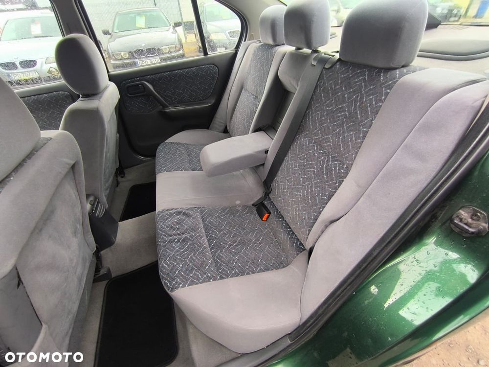 Nissan Primera 1.6 Motion - 5