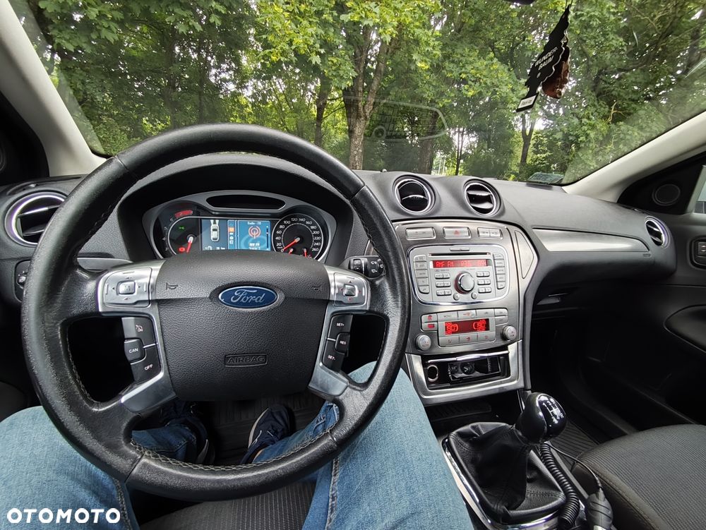 Ford Mondeo - 5