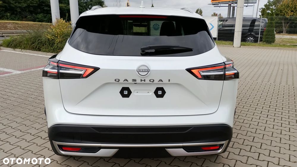 Nissan Qashqai 1.3 DIG-T mHEV N-Connecta Xtronic - 5