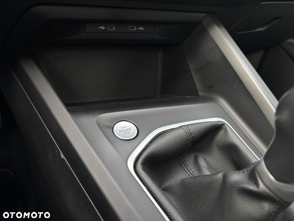 Volkswagen Golf 1.5 TSI EVO Life - 19