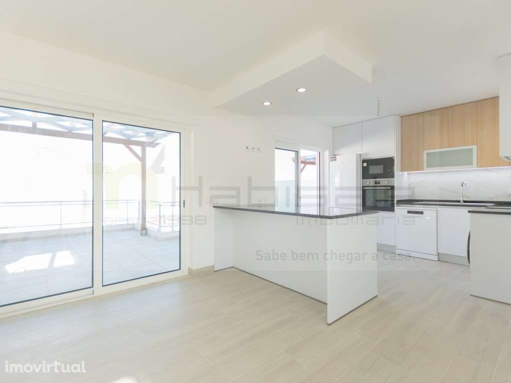 Condomínio privado na Praia da Lota - Grande imagem: 2/32