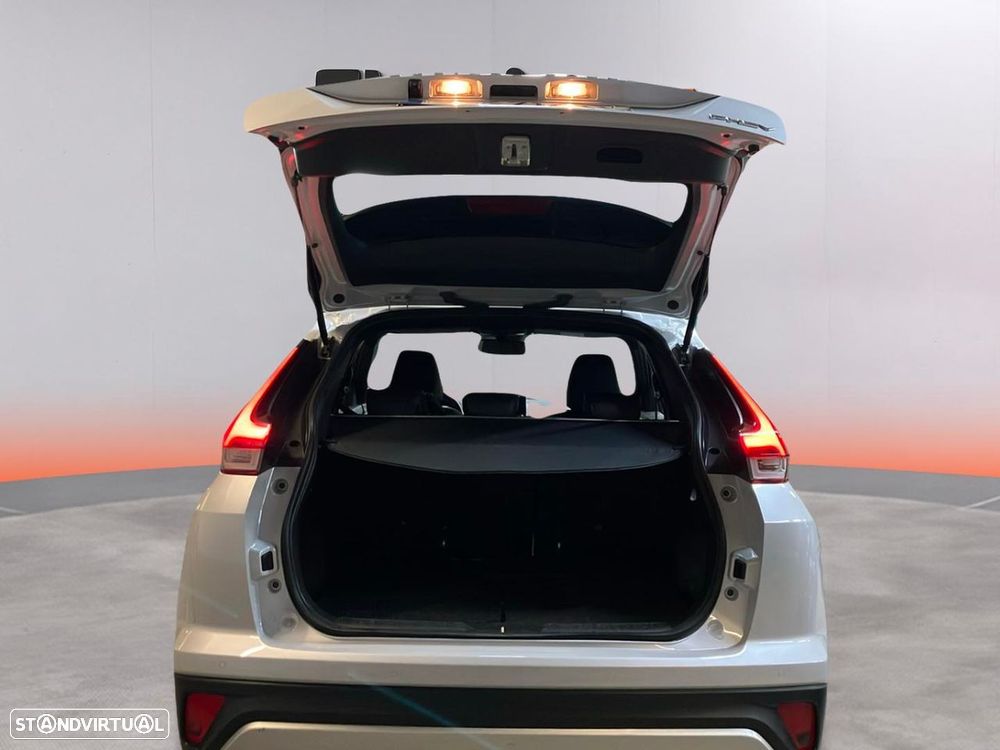 Mitsubishi Eclipse Cross 2.4 PHEV eMotion - 17