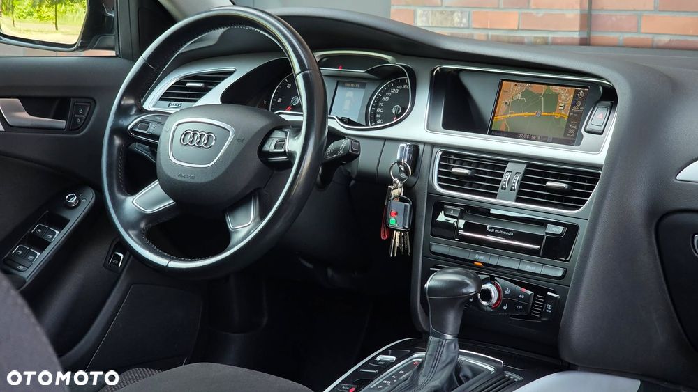 Audi A4 Allroad 2.0 TDI DPF S tronic - 5