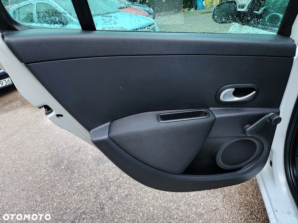Renault Clio TCe 100 Grandtour Dynamique - 27