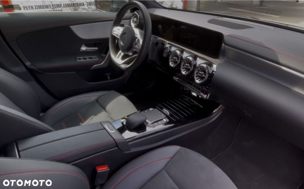 Mercedes-Benz CLA - 16