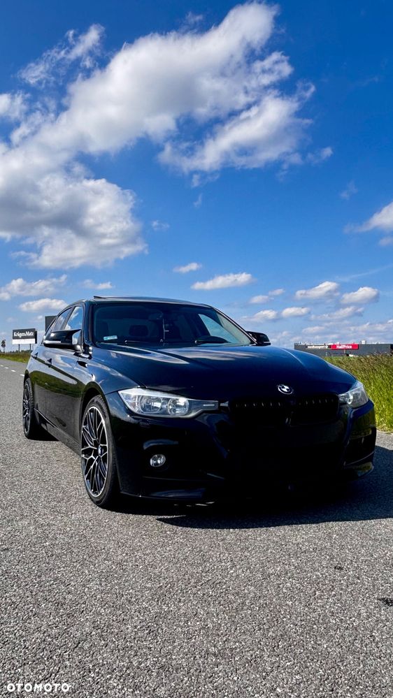 BMW Seria 3 328i - 8