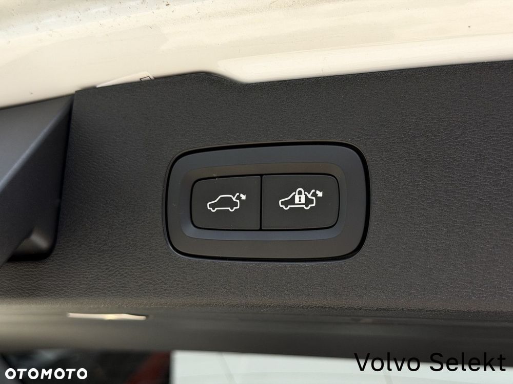 Volvo V60 Cross Country - 12