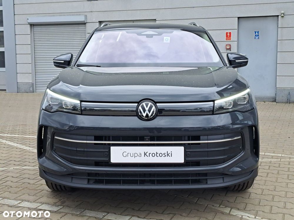 Volkswagen Tiguan - 4