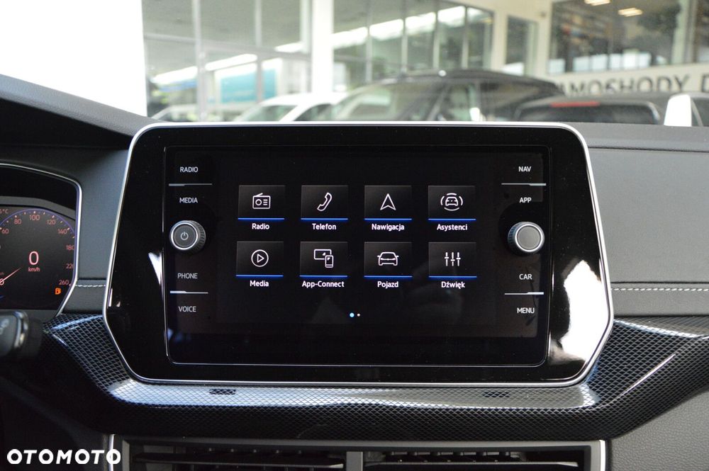 Volkswagen T-Cross - 16