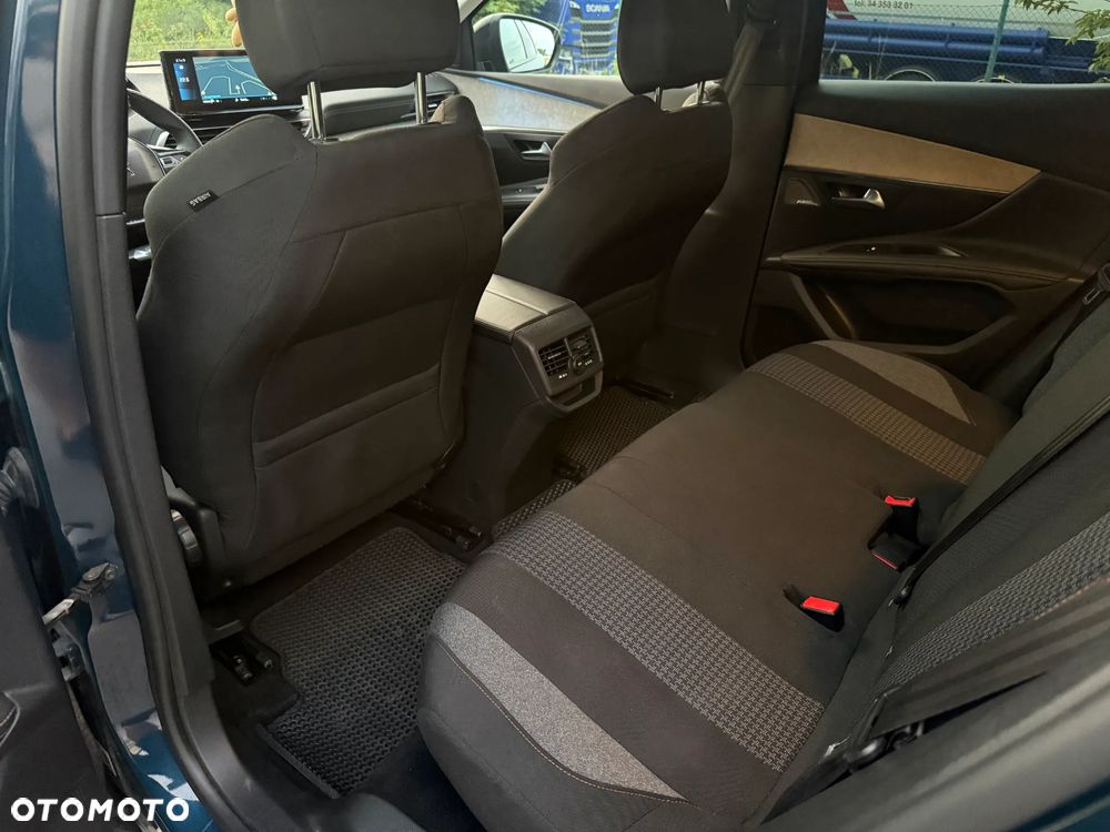 Peugeot 3008 - 12