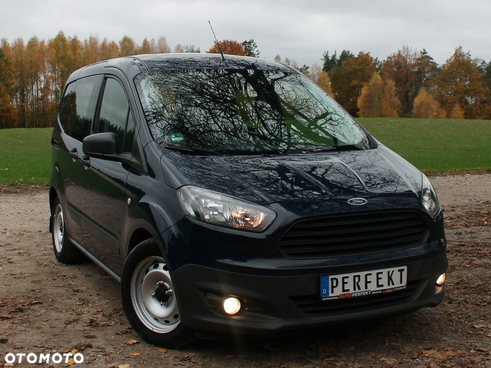 Ford Transit Courier - 22