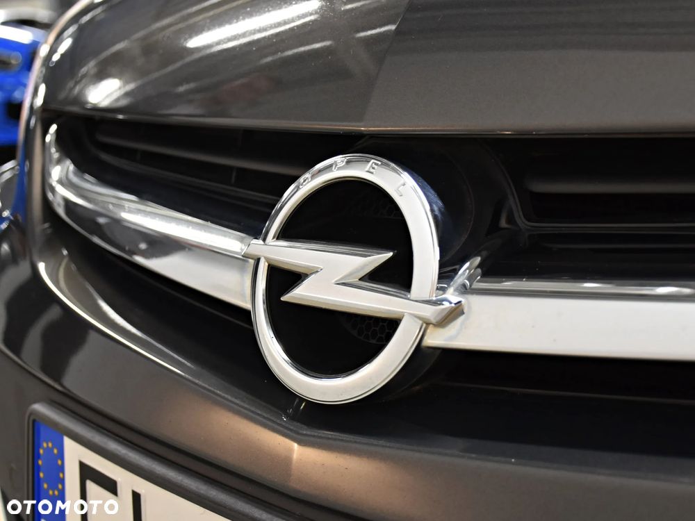Opel Astra 1.7 CDTI Cosmo - 23