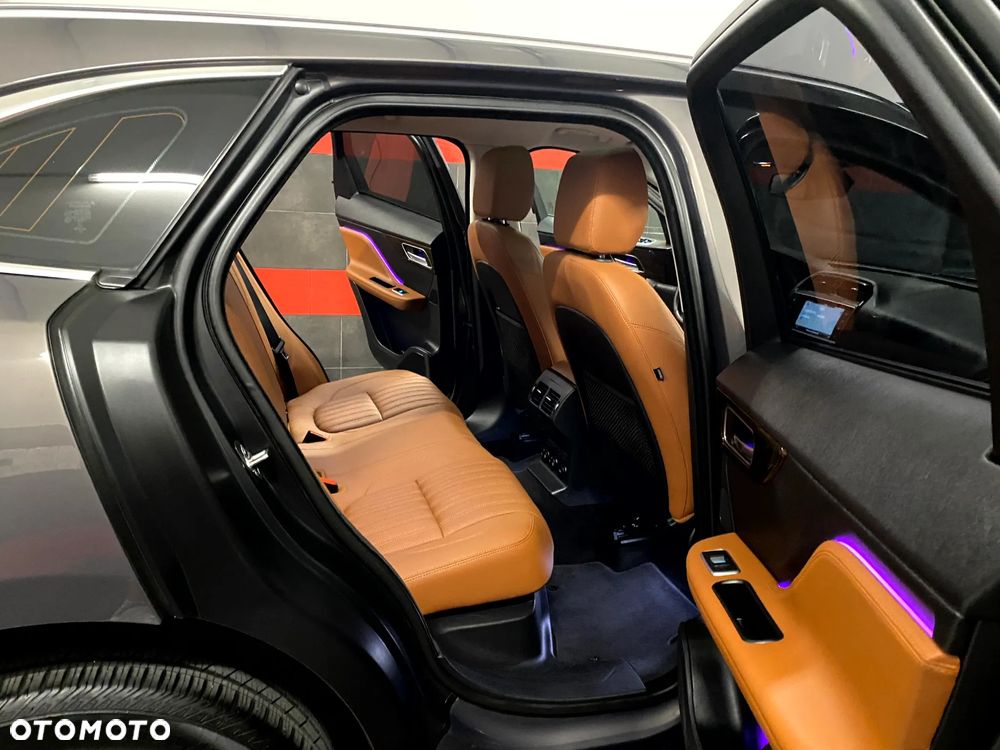 Jaguar F-Pace 2.0 i4D AWD Prestige - 23