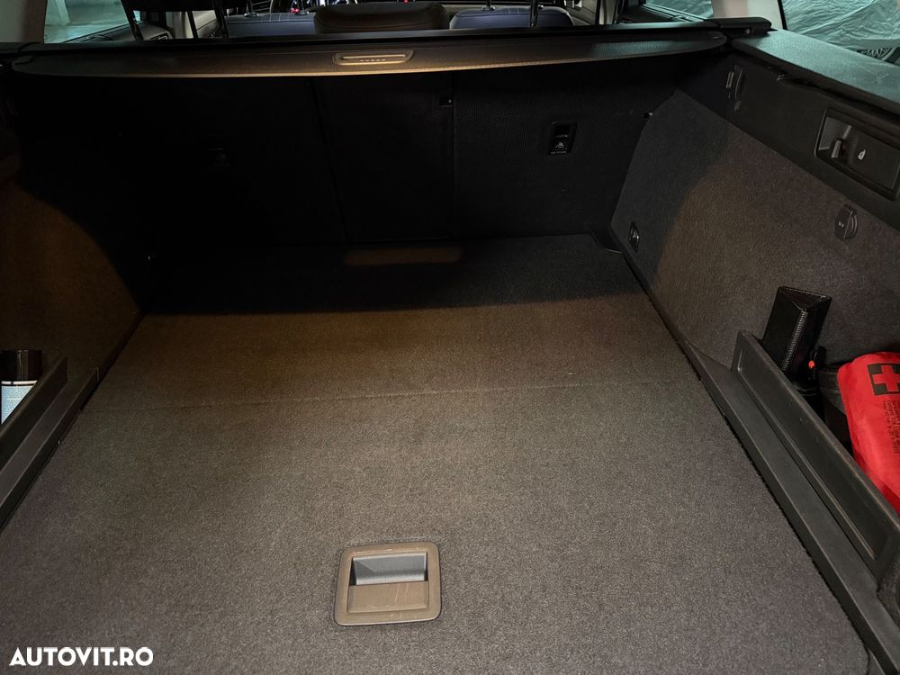 Volkswagen Passat Alltrack - 17