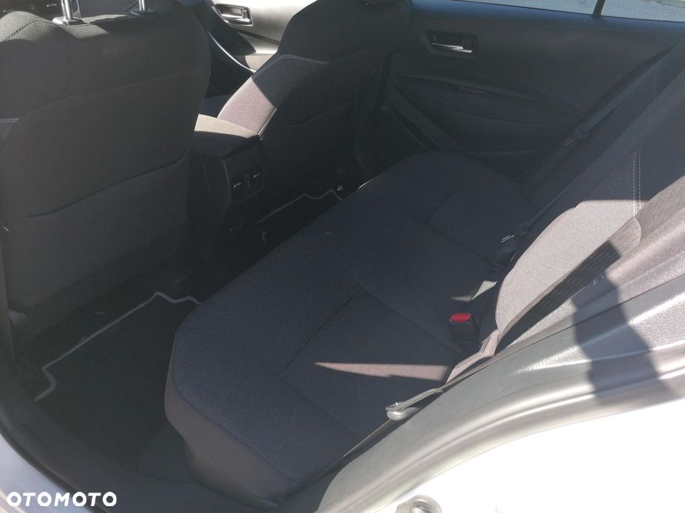 Toyota Corolla 1.8 Hybrid Comfort - 11