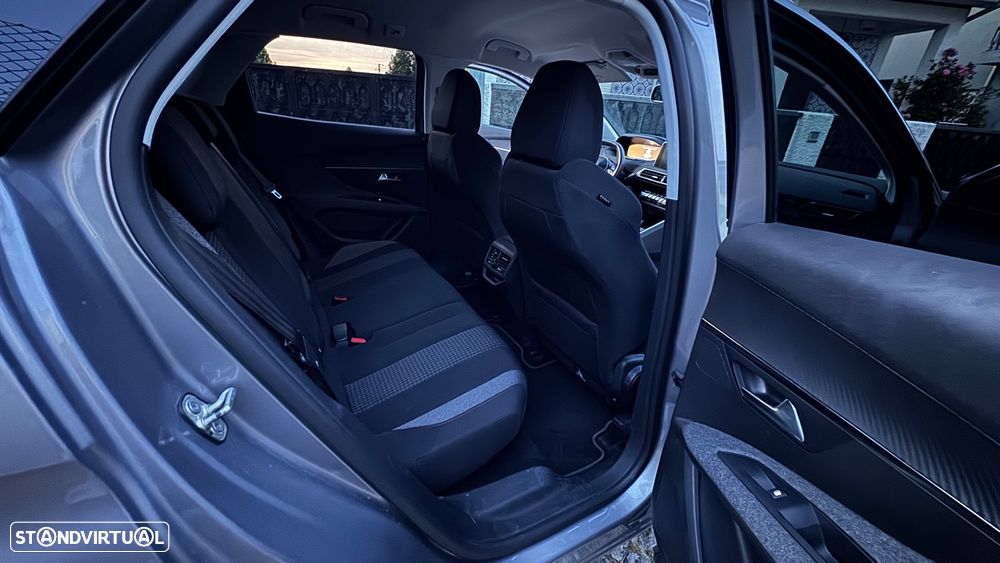 Peugeot 3008 1.2 PureTech Allure Pack - 12