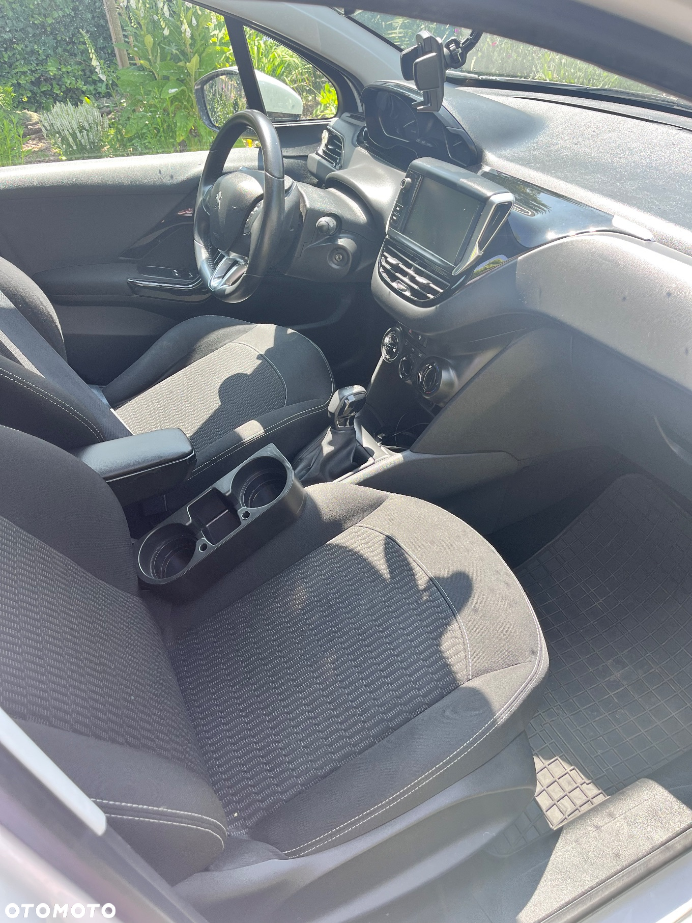 Peugeot 208 1.6 BlueHDi Active - 10