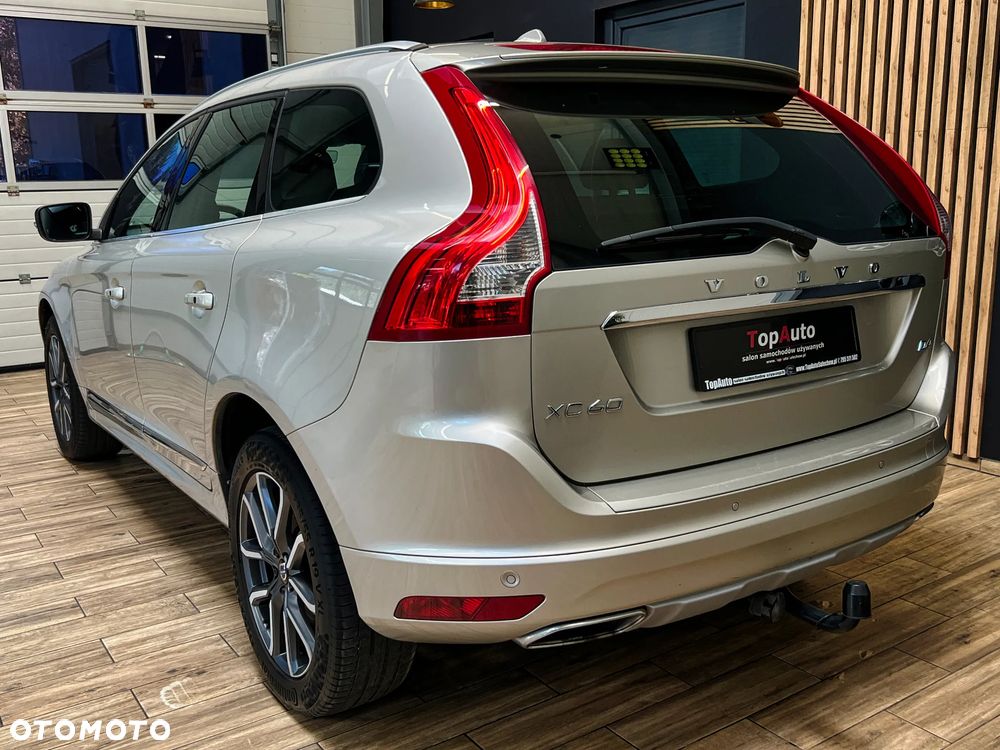 Volvo XC 60 D4 Momentum - 12
