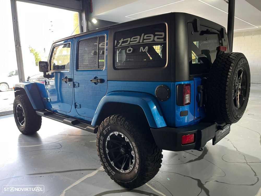 Jeep Wrangler Unlimited 2.8 CRD DPF Auto Sport - 7