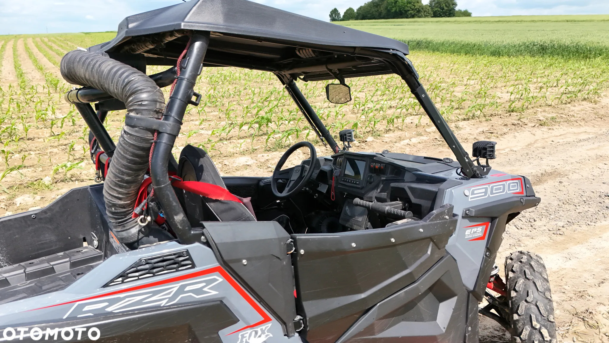 Polaris RZR - 11