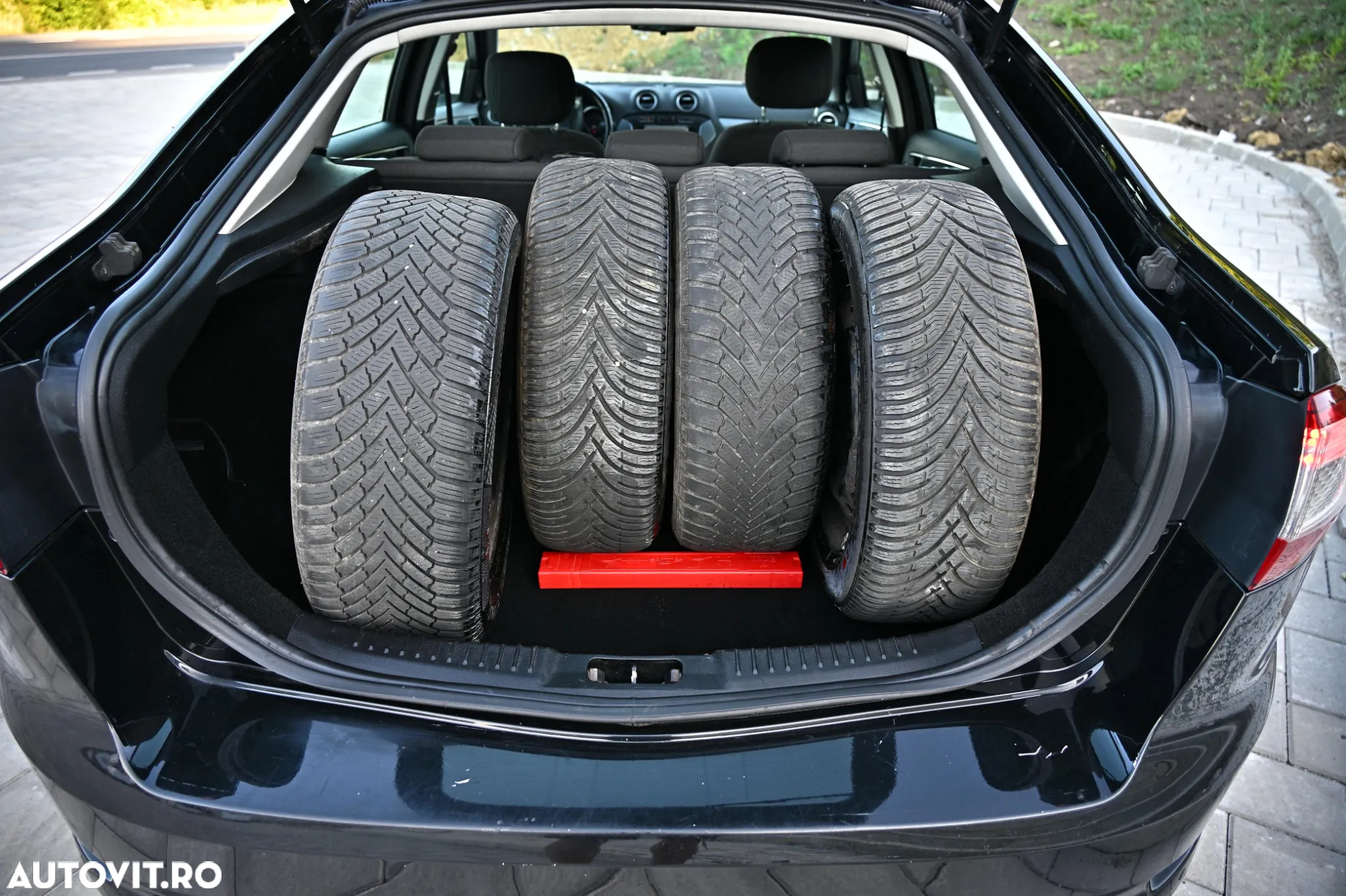 Ford Mondeo 1.6 TDCi Ambiente - 8