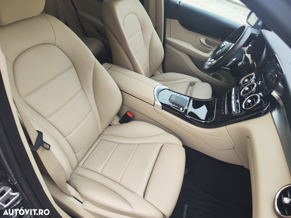 Mercedes-Benz GLC 220 d 4MATIC 9G-TRONIC AMG Line - 30