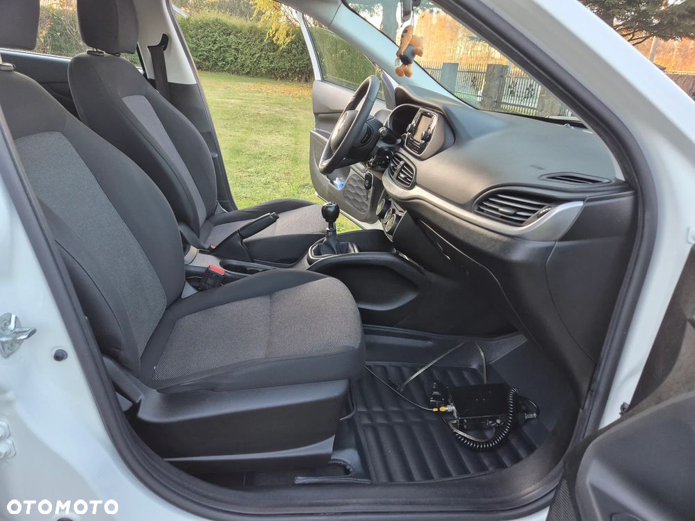 Fiat Tipo 1.4 16V More - 24