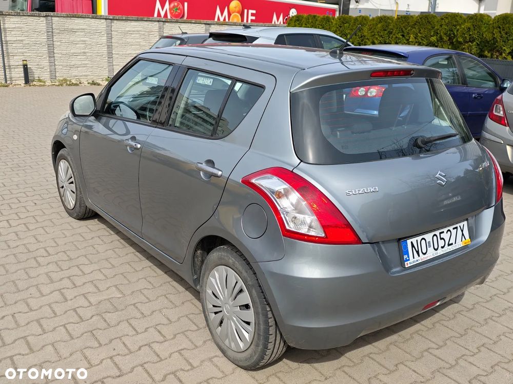 Suzuki Swift 1.2 Comfort Plus - 4