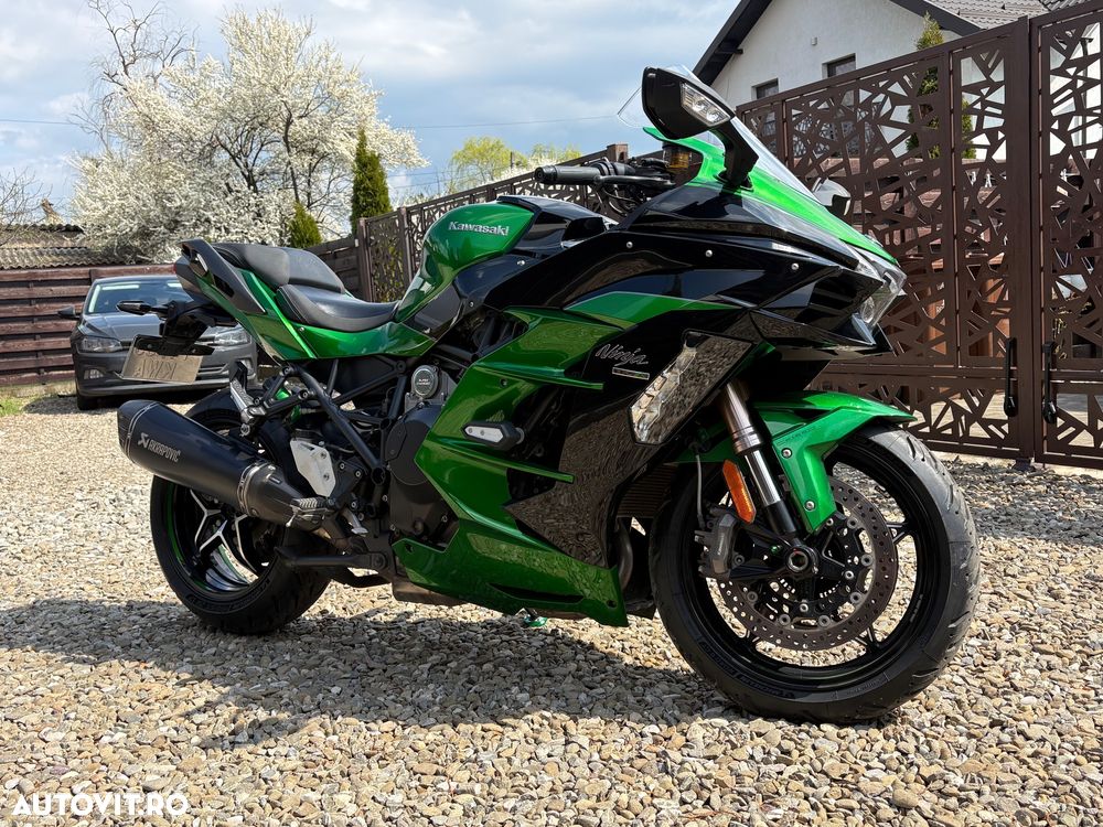 Kawasaki Ninja H2 SX SE - 10