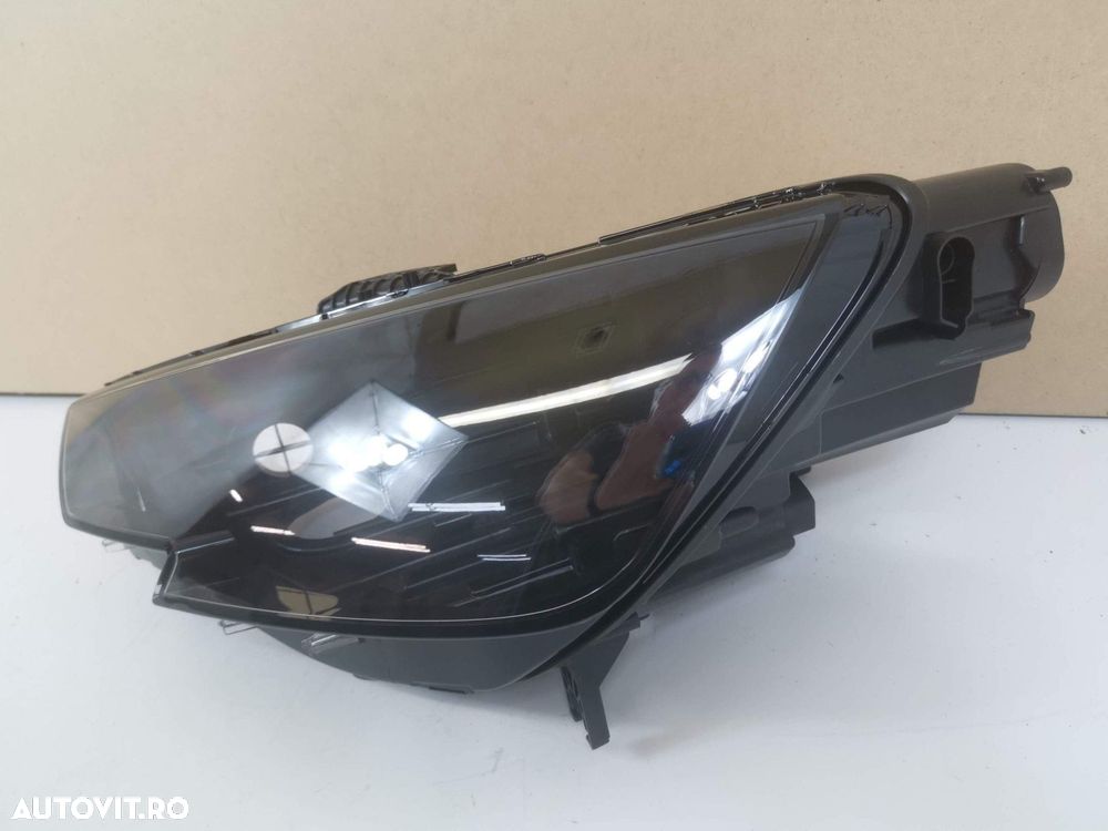 Carcasa Far Cu Sticla Far Stanga Led Audi A4 B9 2015 2016 2017 2018 20 - 3