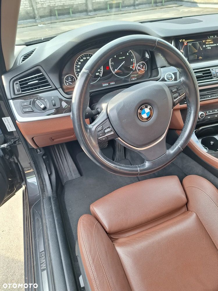 BMW Seria 5 520d xDrive - 20