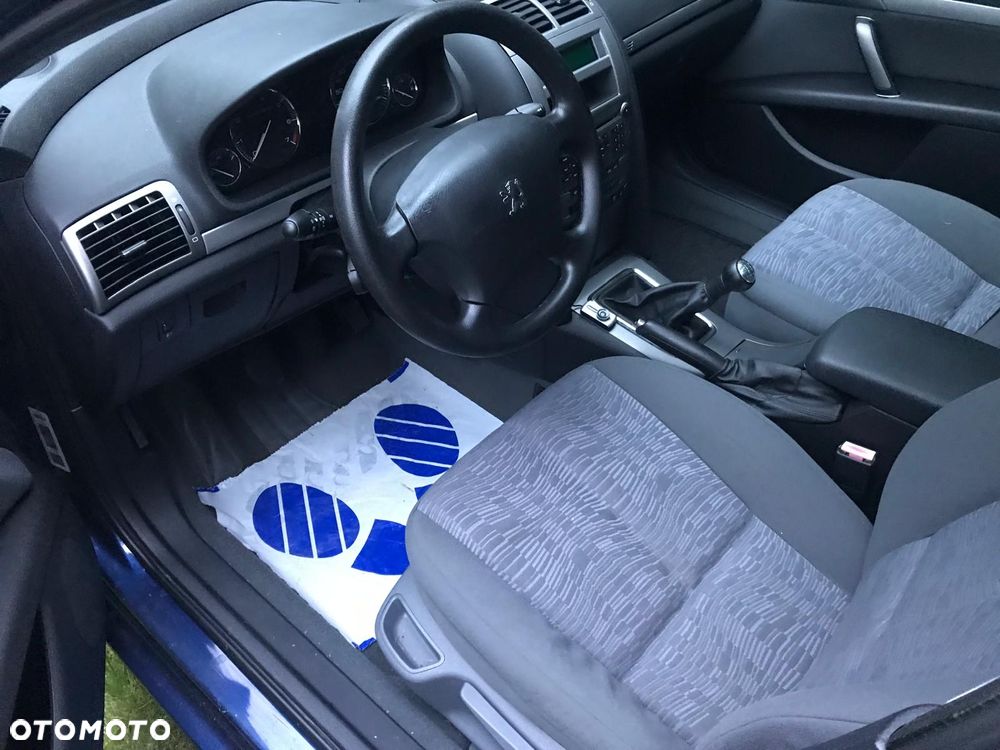 Peugeot 407 - 4