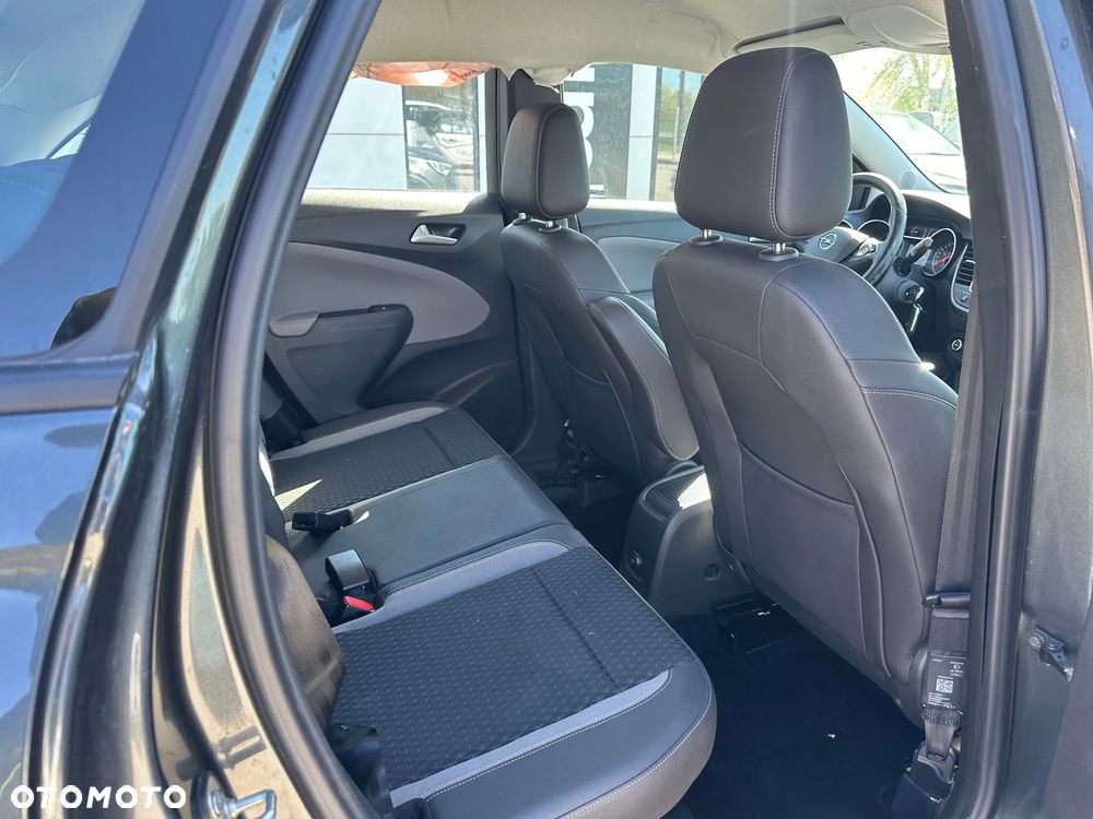 Opel Crossland X - 11