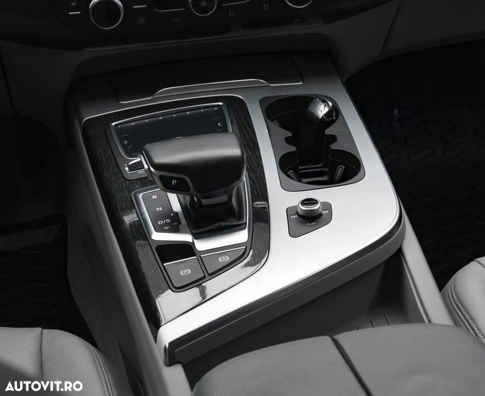 Audi Q7 3.0 ultra TDI Quattro Tiptronic - 19