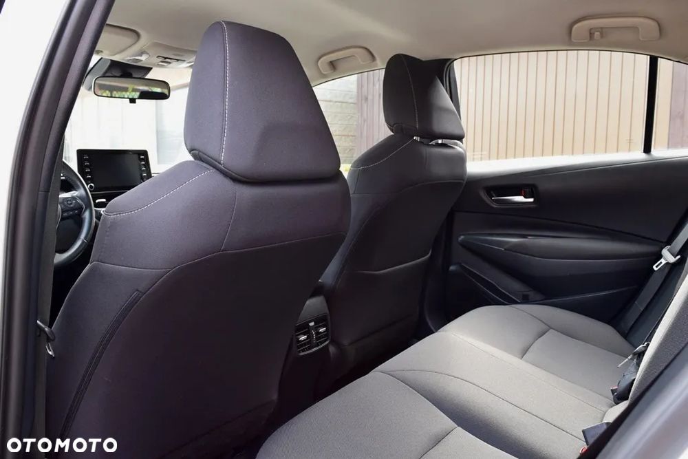 Toyota Corolla 1.5 Comfort - 28