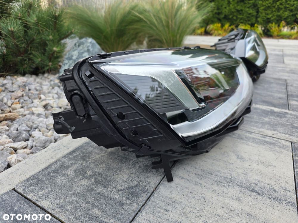 AUDI A5 S5 8W6 F5 B9 Lampy przód Full Led Matrix 8W6941035E 8W6941036E - 5