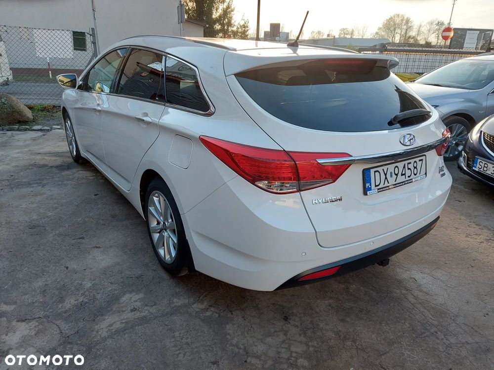 Hyundai i40 i40cw 1.7 CRDi Fifa World Cup Edition - 36