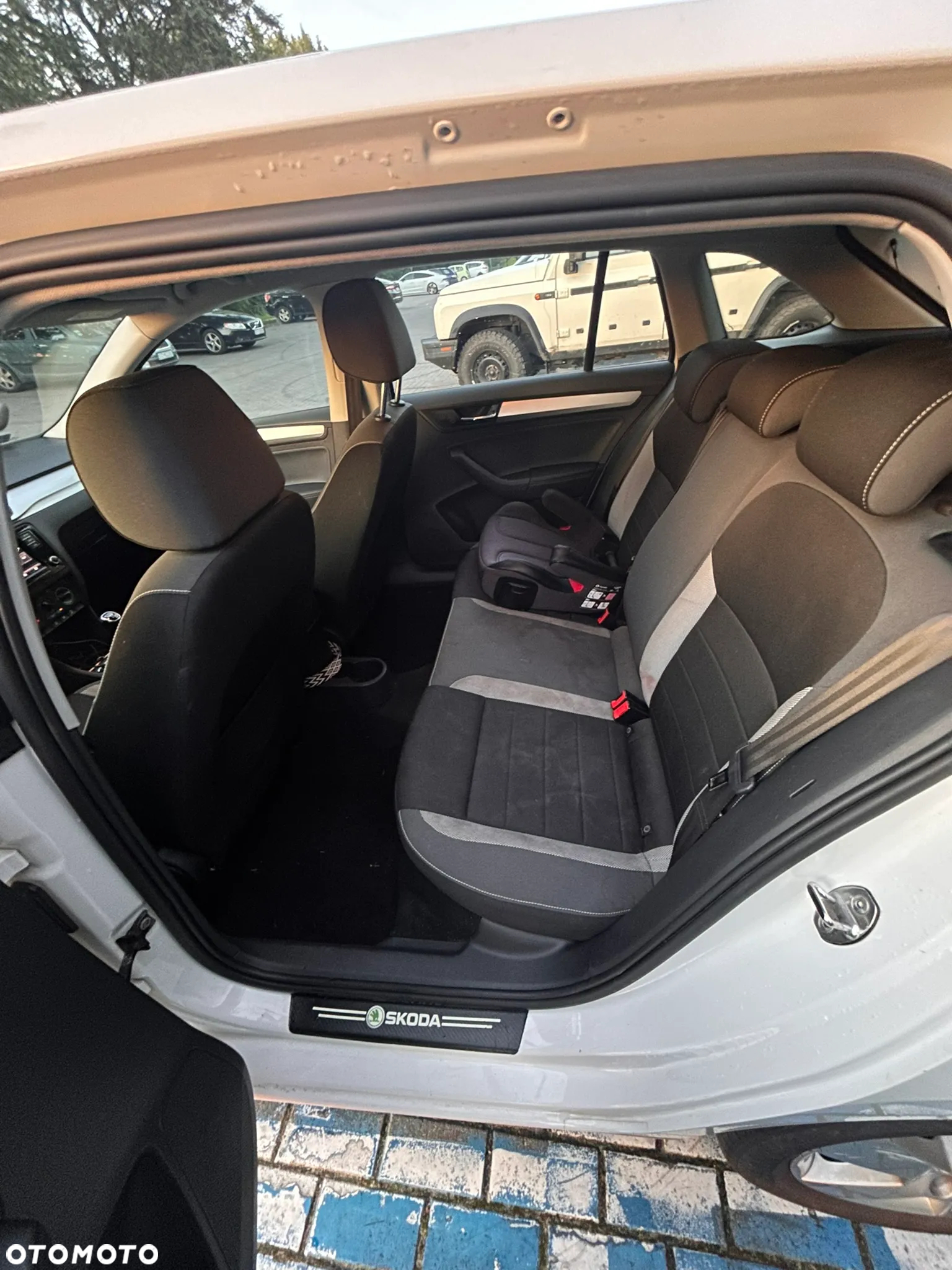 Skoda RAPID 1.0 TSI Ambition - 10
