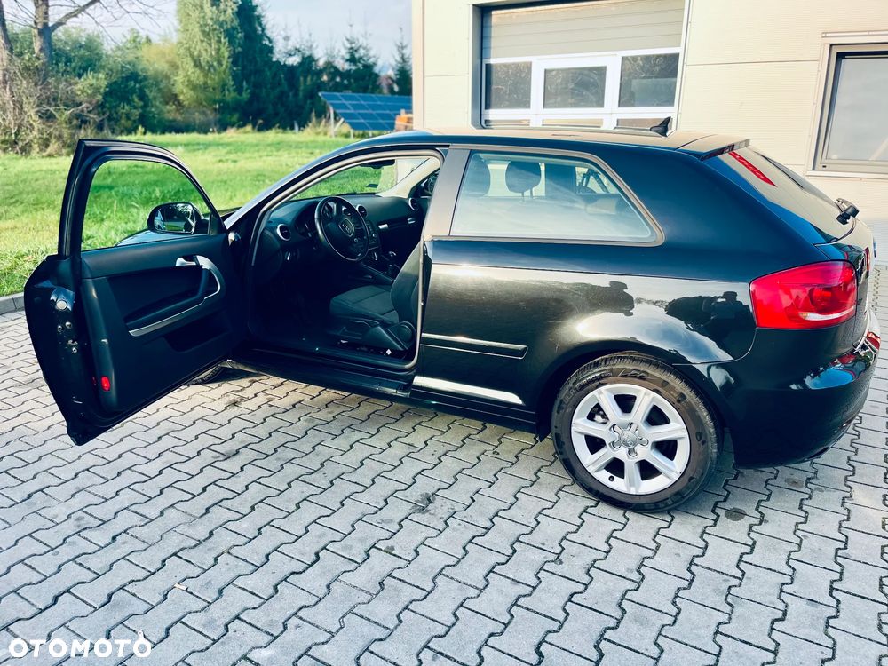 Audi A3 3-drzwiowe 1.4T FSI Ambiente - 6