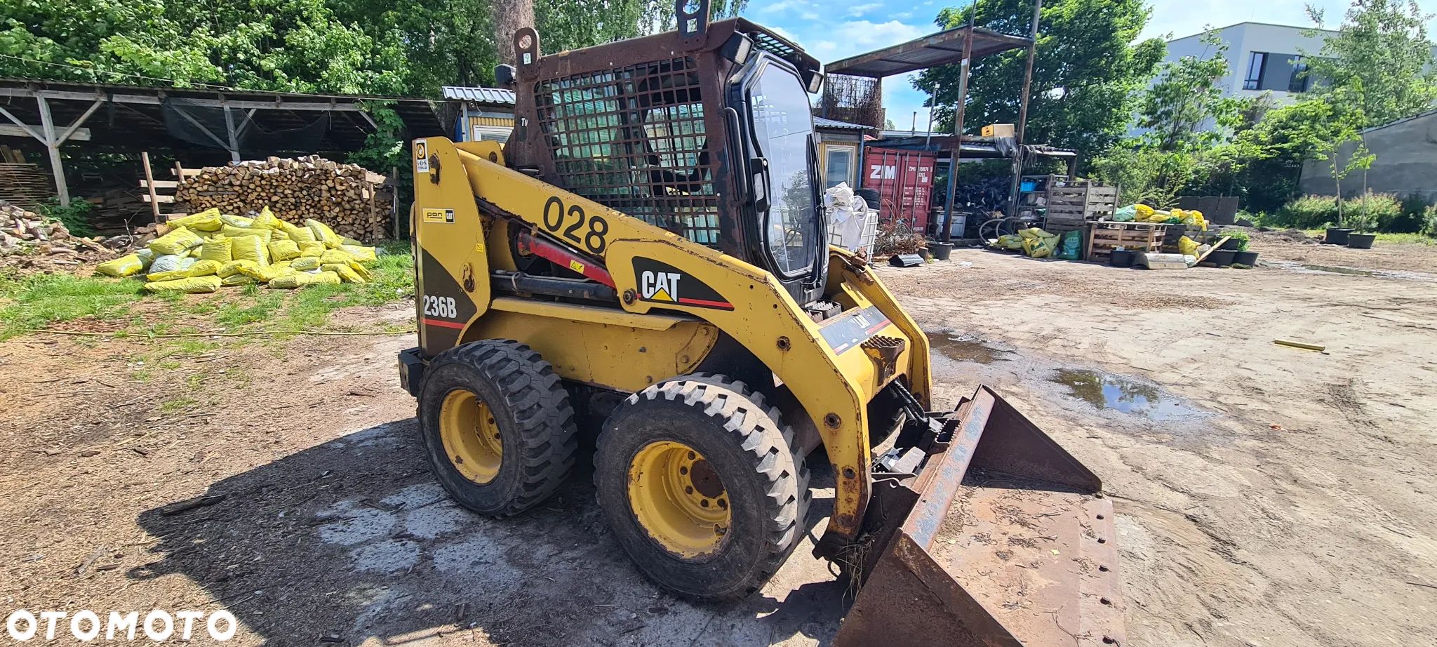 Caterpillar CAT 236B - 1