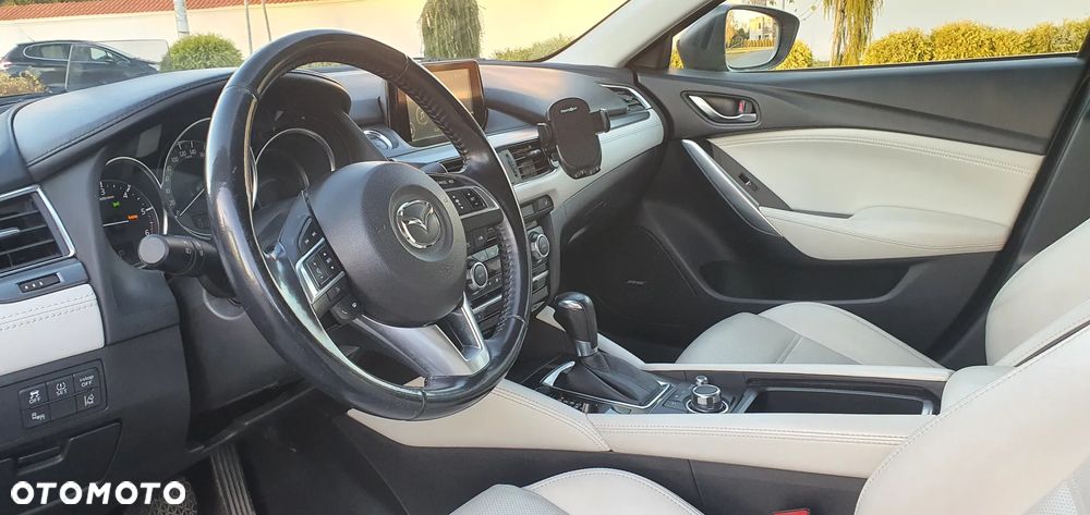 Mazda 6 - 17