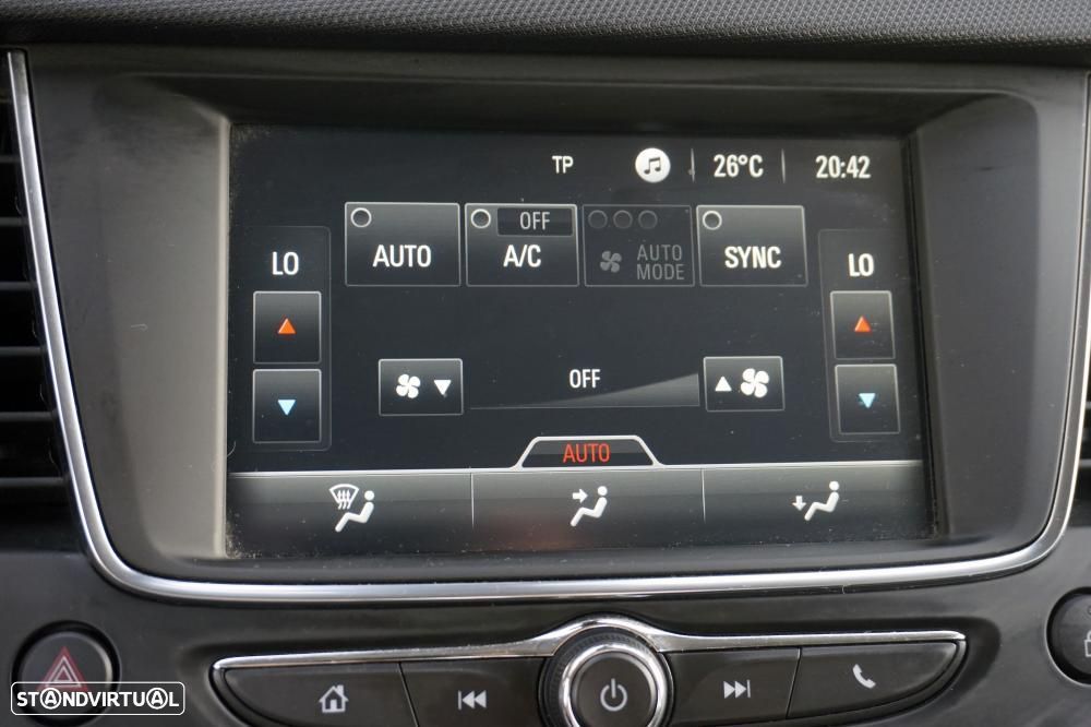 Opel Crossland X 1.2 T 2020 - 19