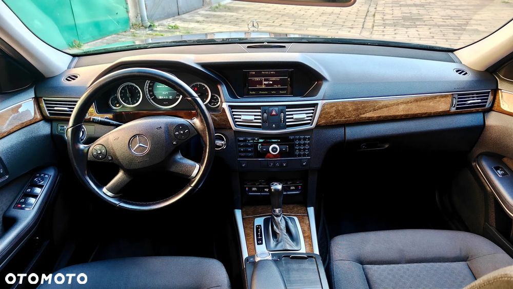 Mercedes-Benz Klasa E 220 CDI 7G-TRONIC - 8
