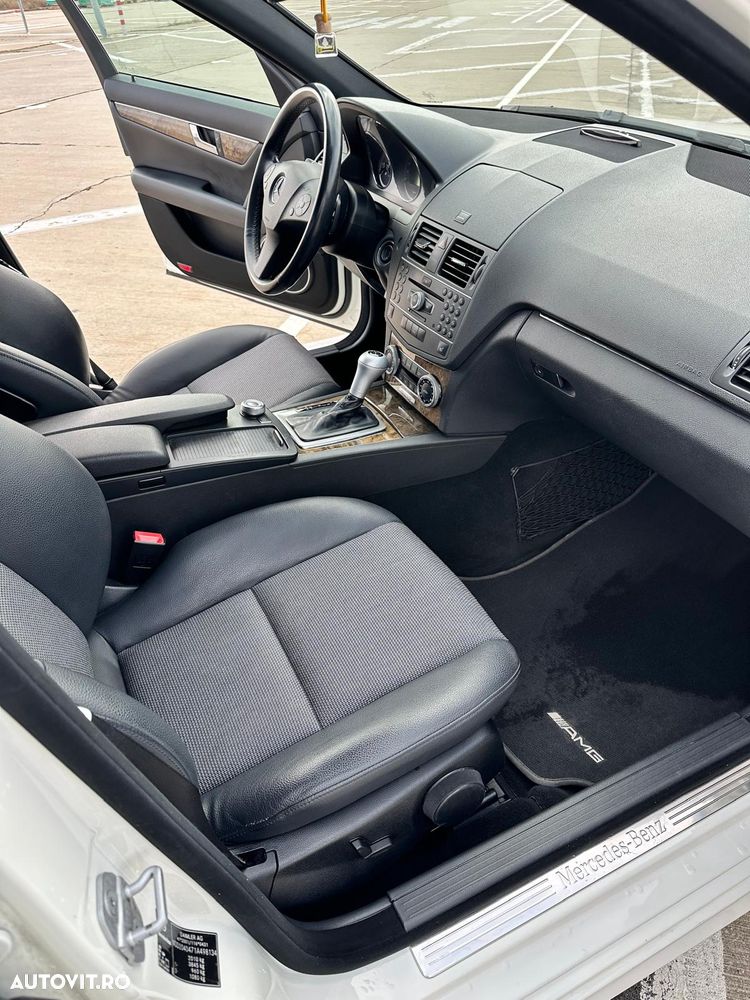 MERCEDES-BENZ C-Class 2010 — imagine 10