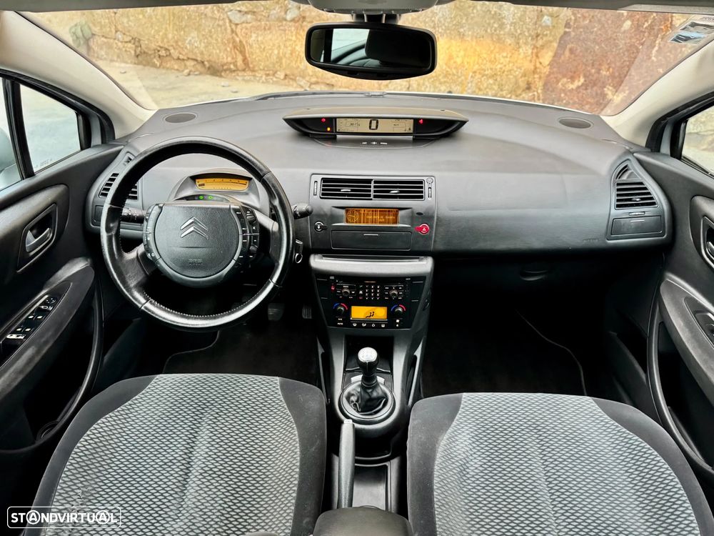 Citroën C4 1.6 HDi FAP Exclusive - 8